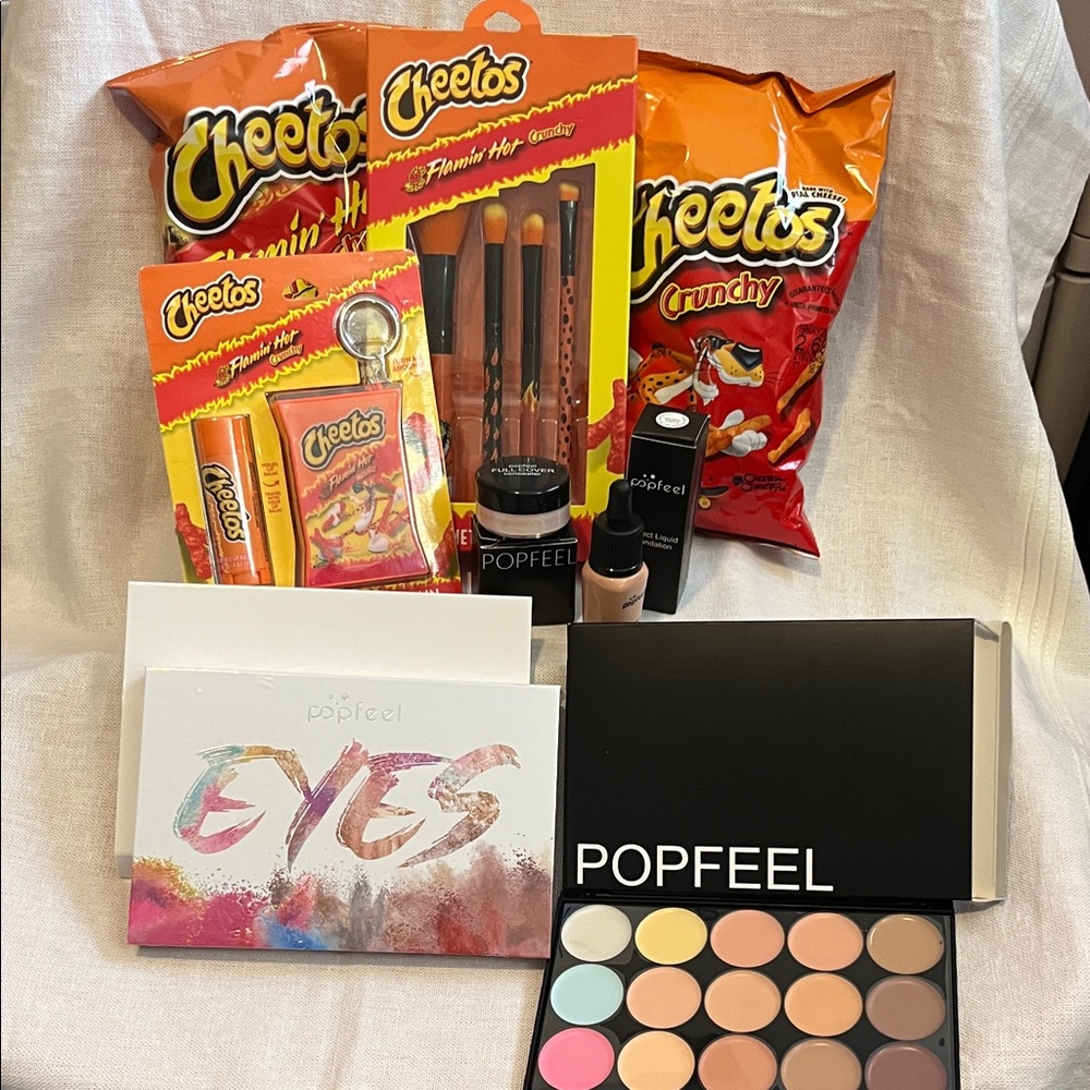 Popfeel Makeup and Cheetos Snack Bundle